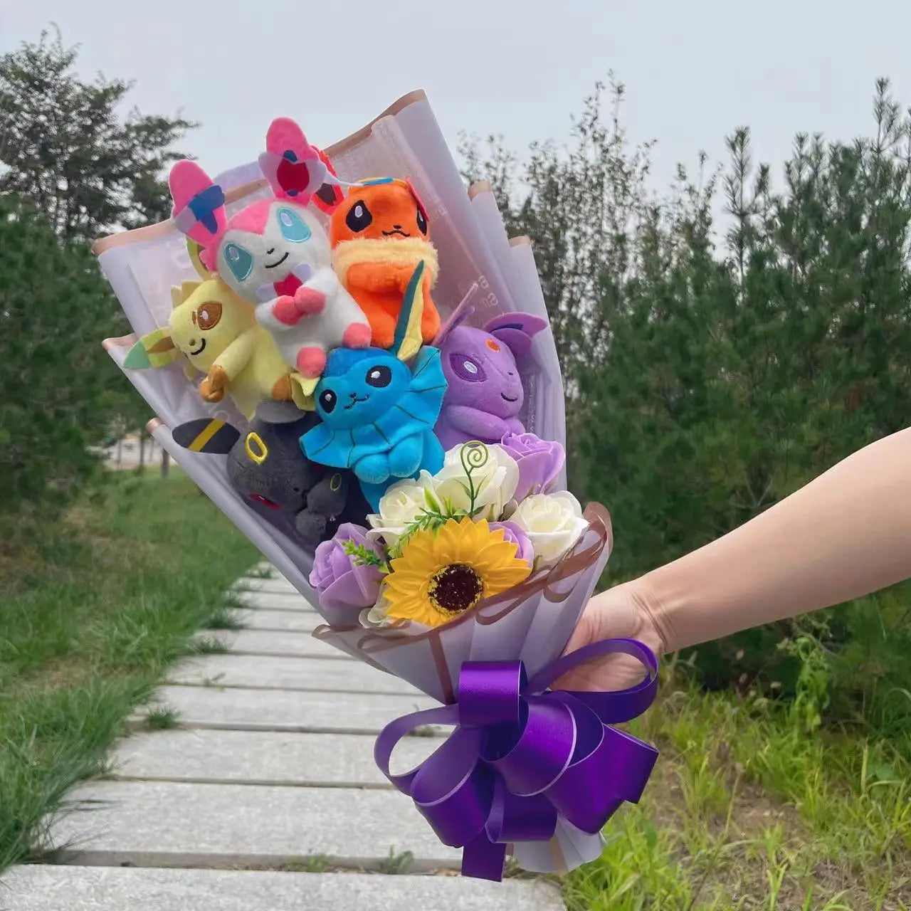 Buquê Pokémon com Pelúcias
