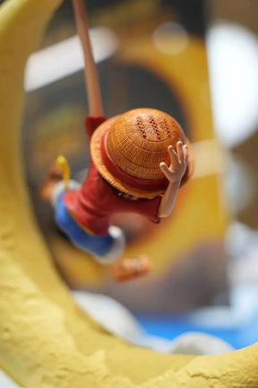Lâmpada Lunar do Chapéu de Palha, Luffy